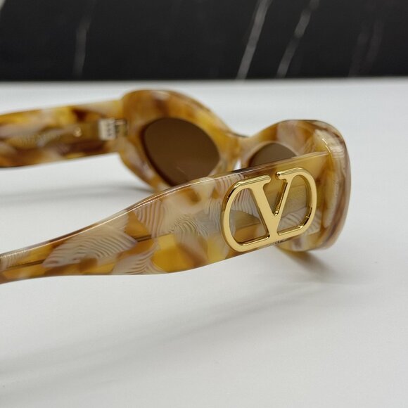 NEW VALENTINO VLS-178D HAVANA IVORY OVAL SUNGLASSES VALENTINO main image 8